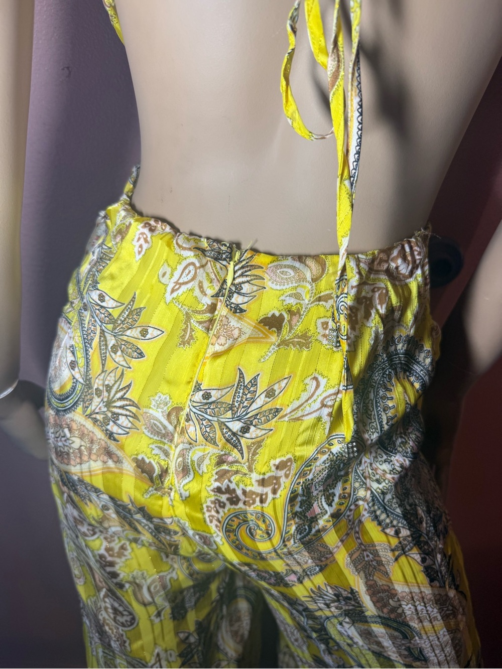 Rosevelvet Boho Yellow Paisley Open Back Plunge Jumpsuit M - Picture 13 of 17